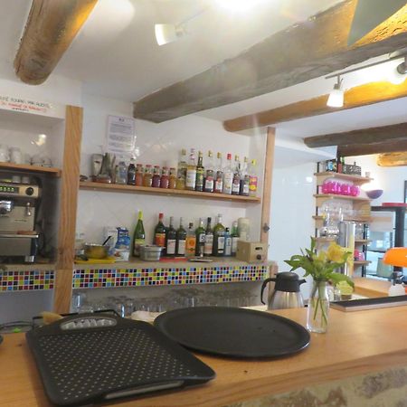 Auberge De La Petite Casserole Revest-des-Brousses Екстериор снимка