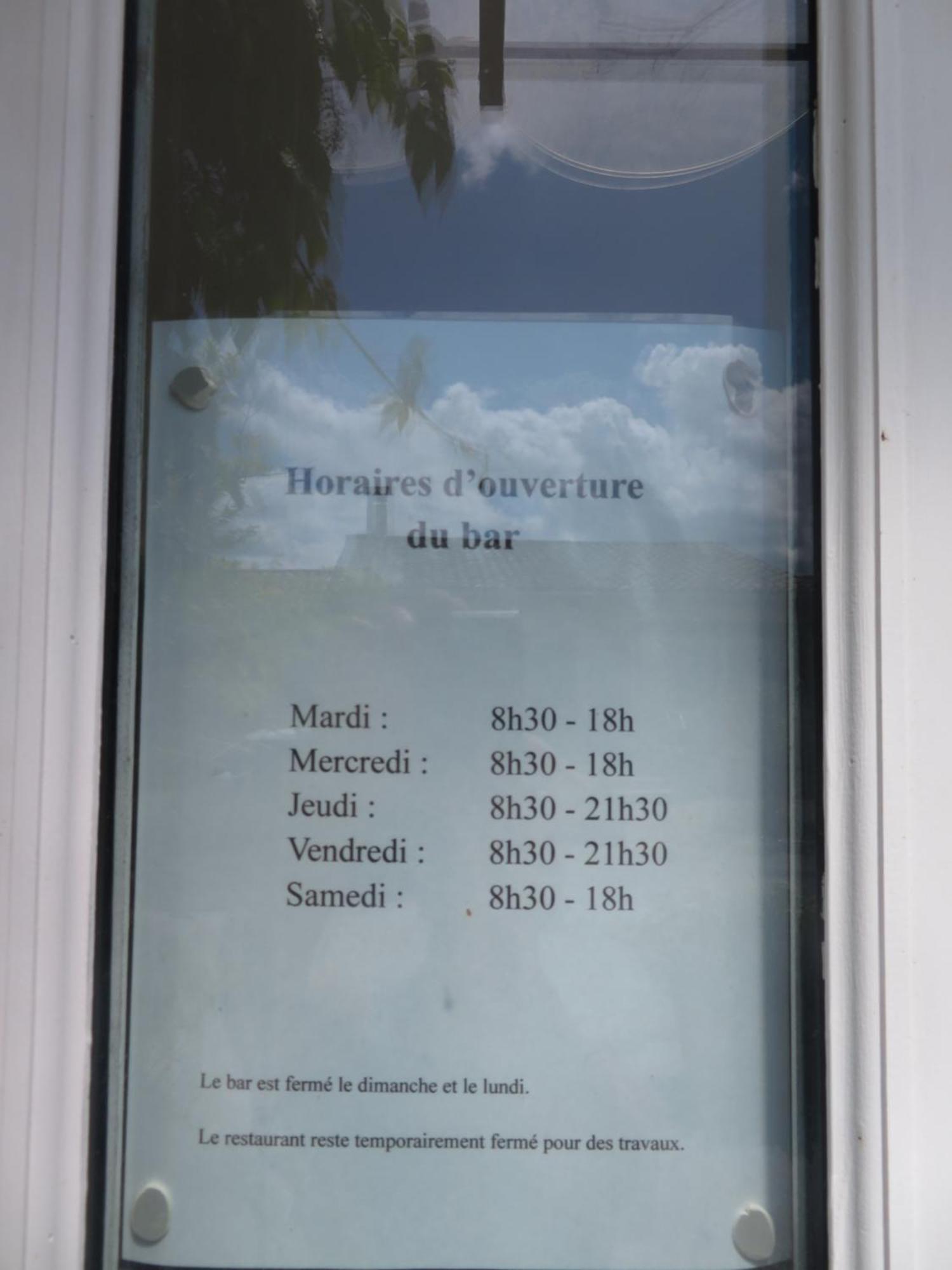 Auberge De La Petite Casserole Revest-des-Brousses Екстериор снимка